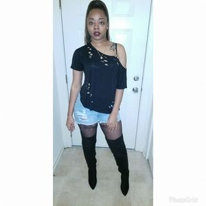 Meet your Posher, Danielle